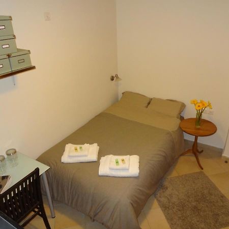 1 Or 2 Rooms With Breakfast And Parking 예루살렘 외부 사진